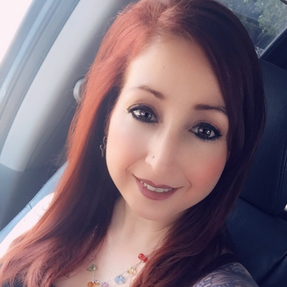 Meet your Posher, Monica